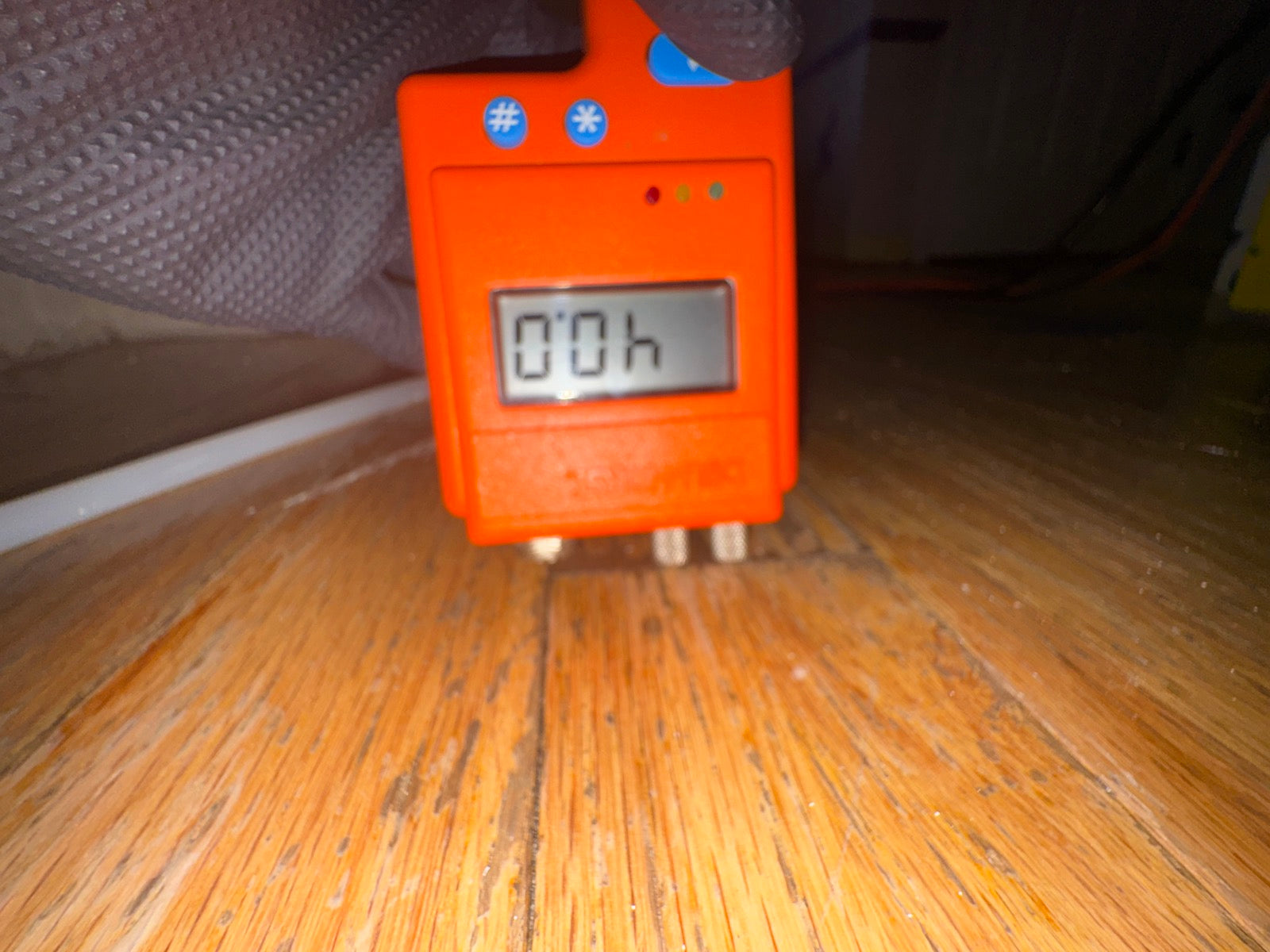 Moisture Meter — Mold in a crawl space: risks and how to test